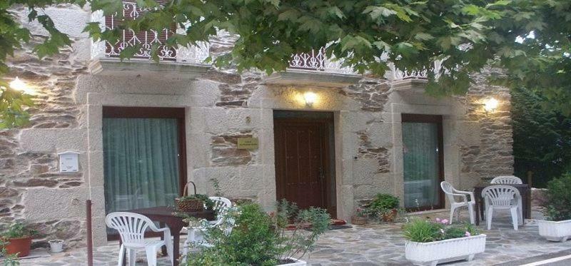 Casa Alpargateiro Guest House Os Peares Ngoại thất bức ảnh